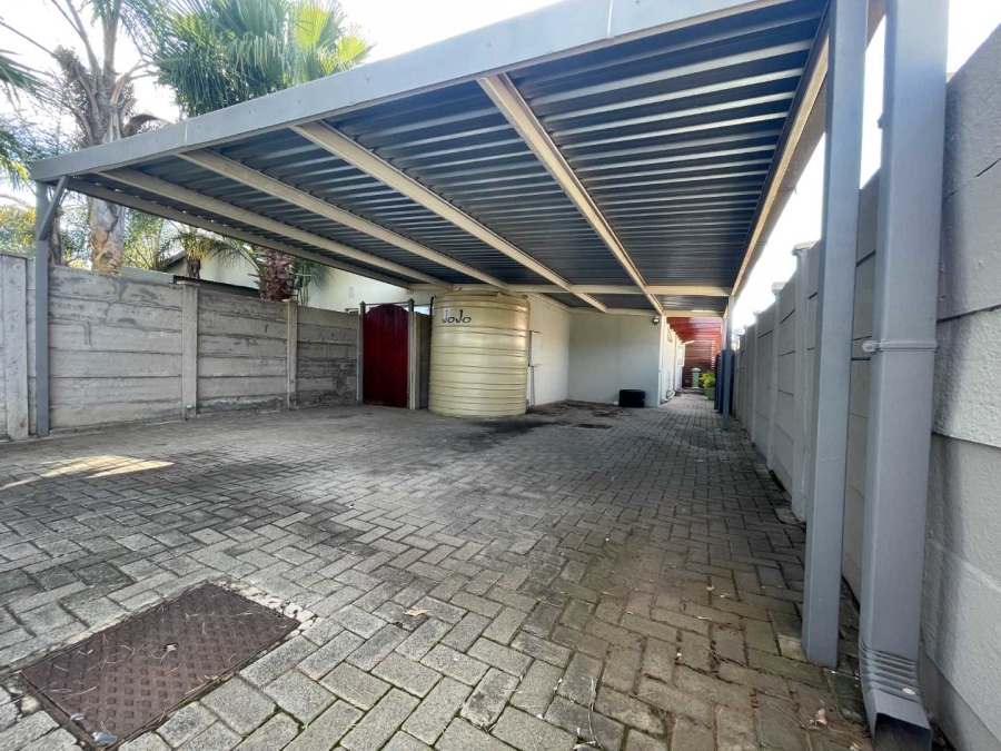 5 Bedroom Property for Sale in Universitas Free State